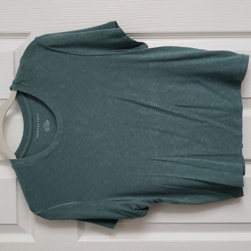 American Eagle Teal Baby tee